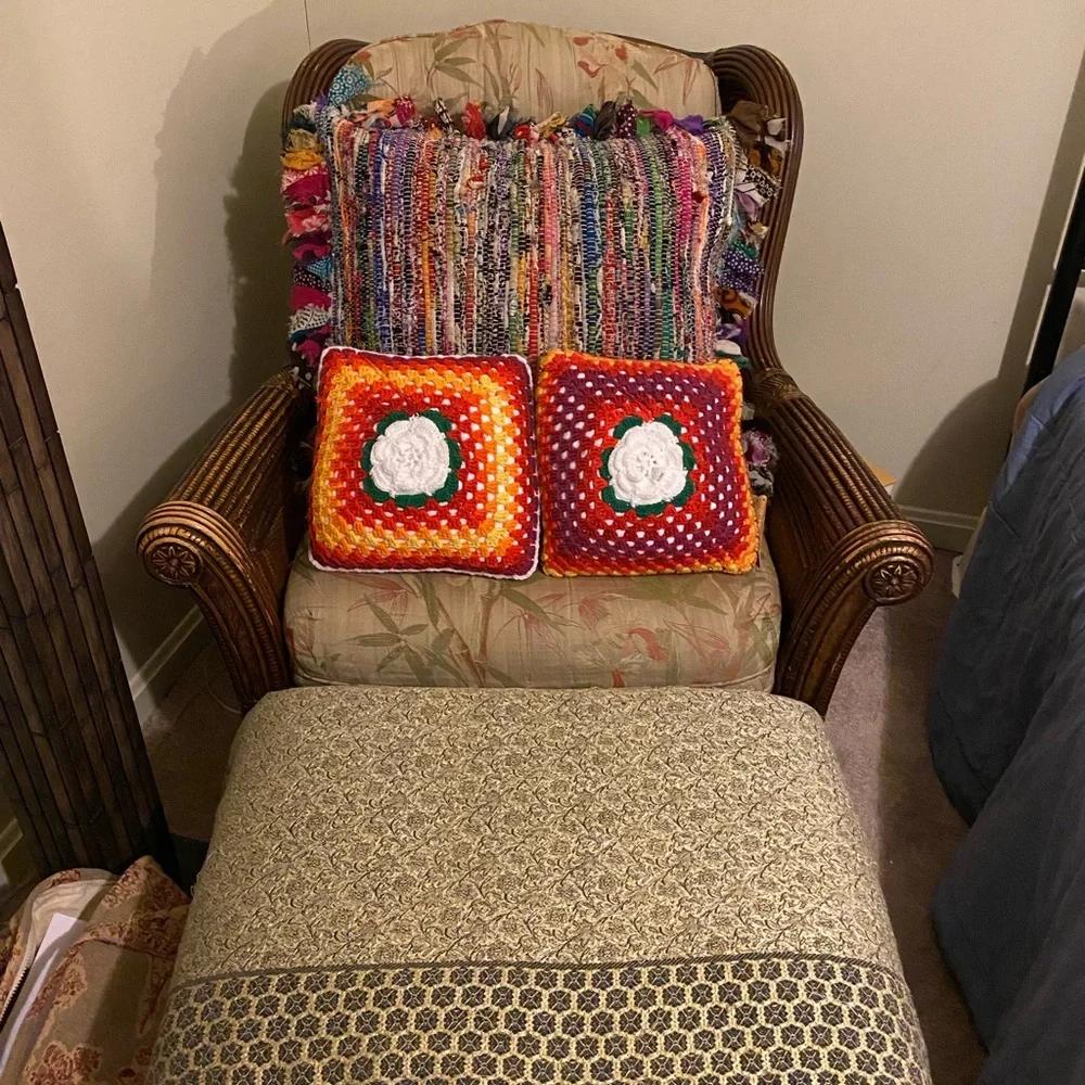 SET OF 2====Vintage Hand Made Crocheted Accent Pillows